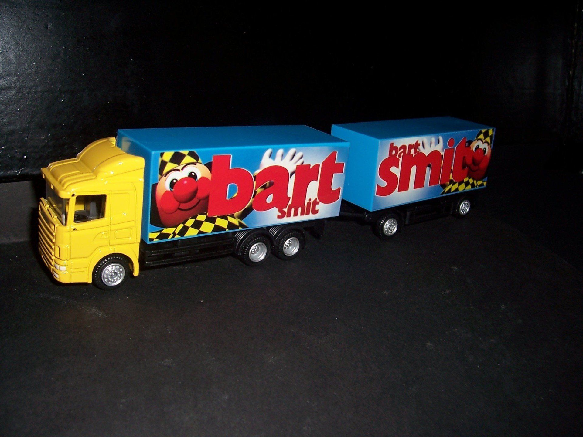 Bart Smit Made in China Scania