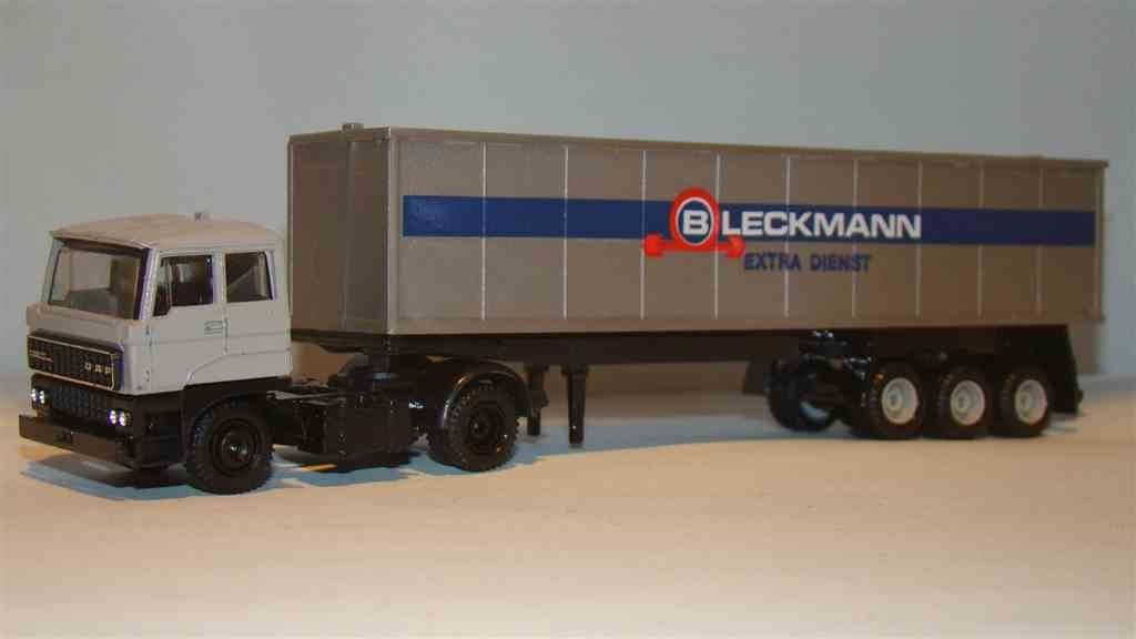 Bleckmann EFSI DAF Grijze-Zwarte Trekker