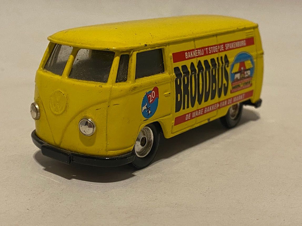 Broodbus VW T1 LLedo GB