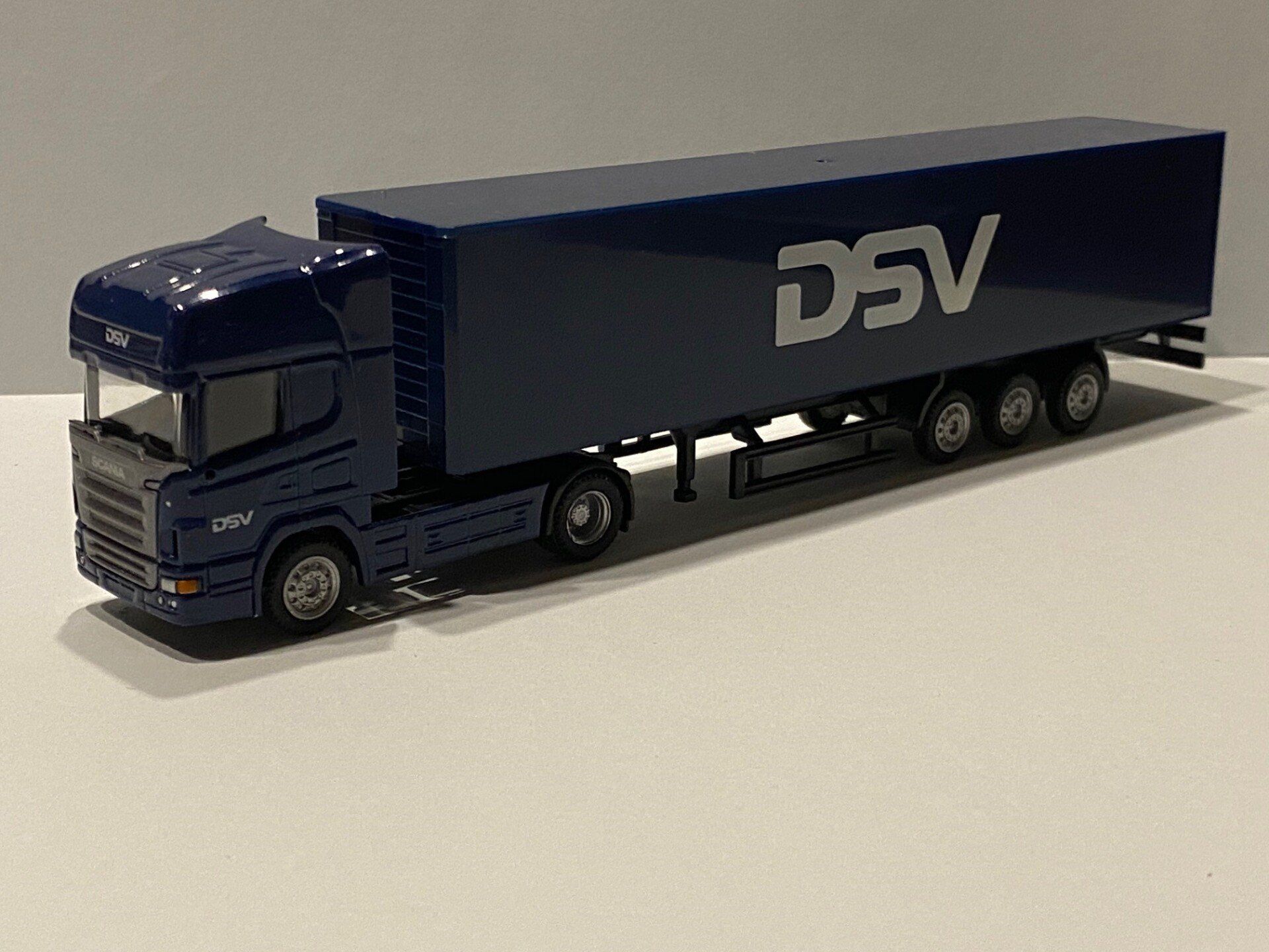 DSV HollandOTO Scania R-Serie Achterzijde