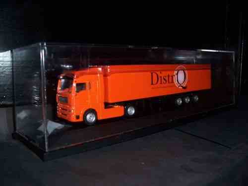 DistriQ Holland OTO MAN TGA hoog dak in vitrine