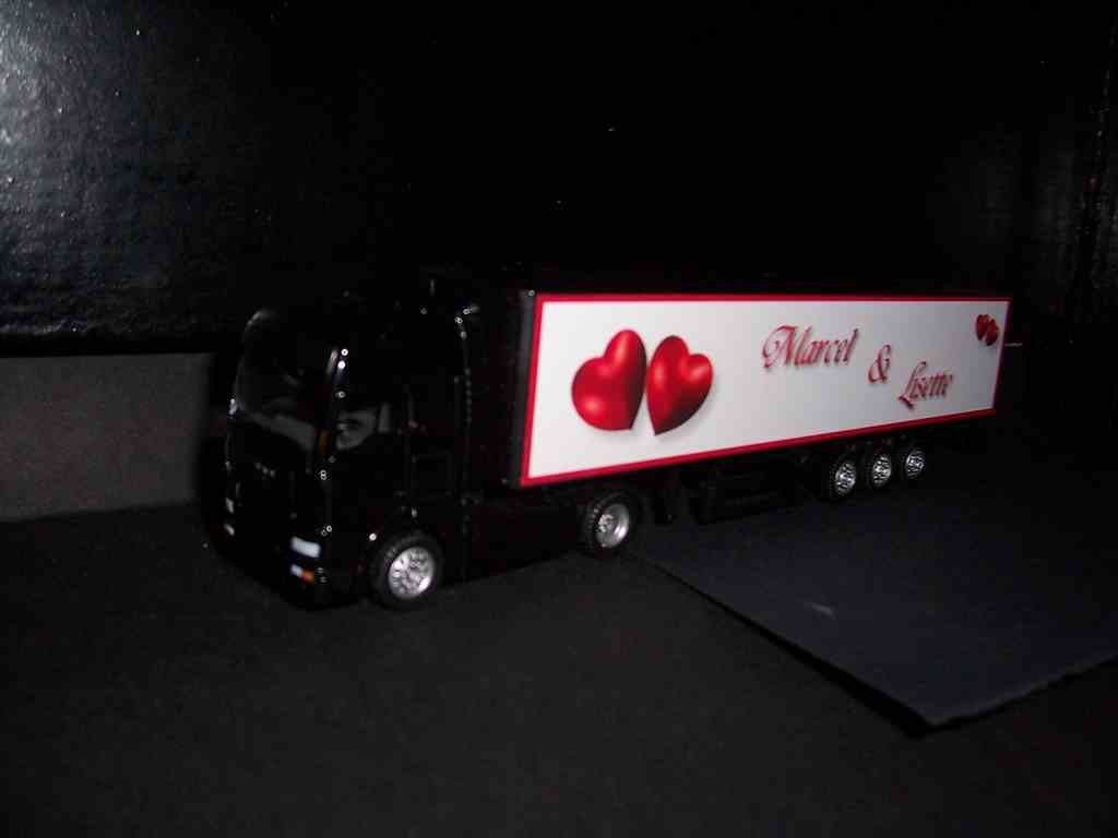 Eigen Model MAN TGA Zwart