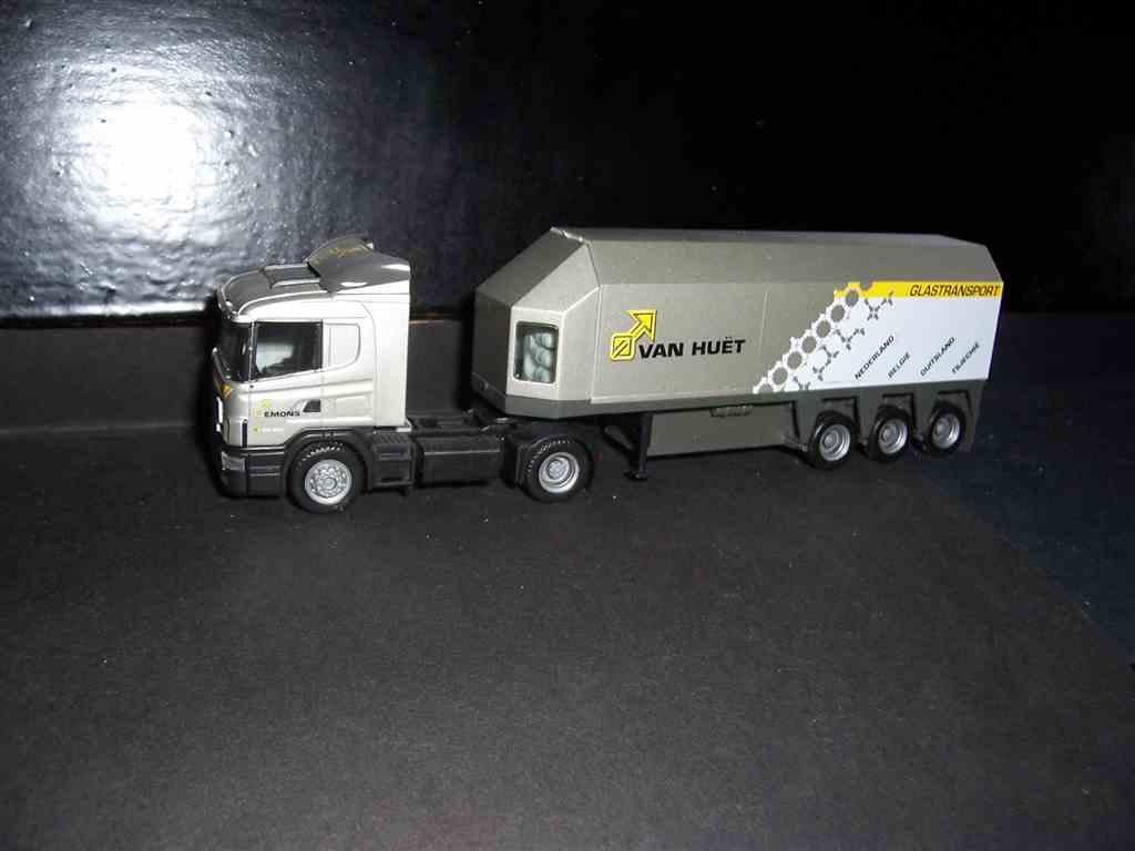 Emons-van Huett Herpa 911400 Scania 124L400