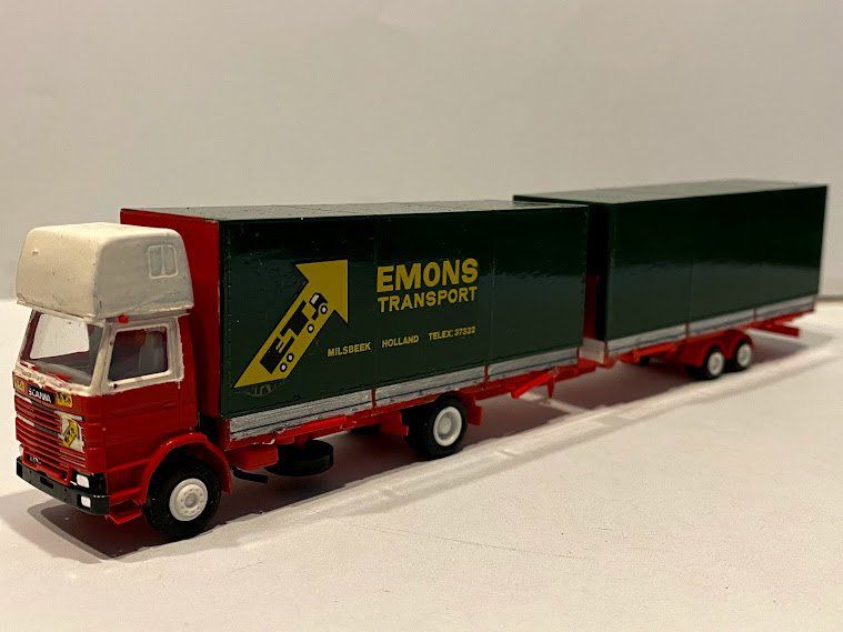 Emons Herpa eigenbouw Scanina 113 voorzijde.jpg