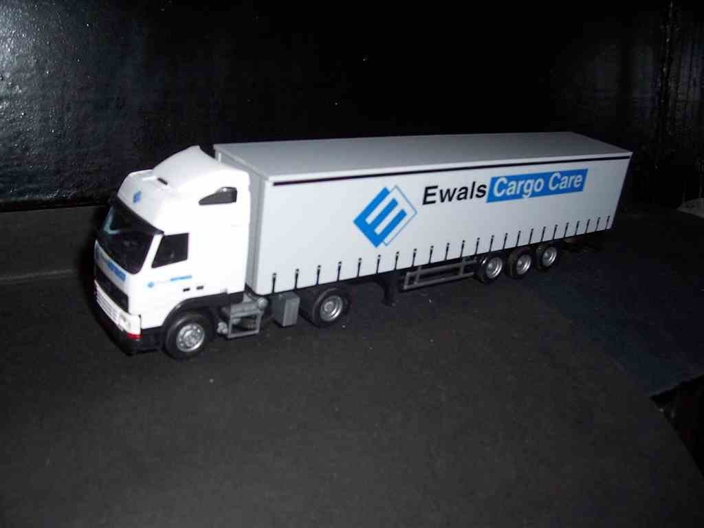 Ewals Cargo Care AMW/AWM 53013 Volvo FH