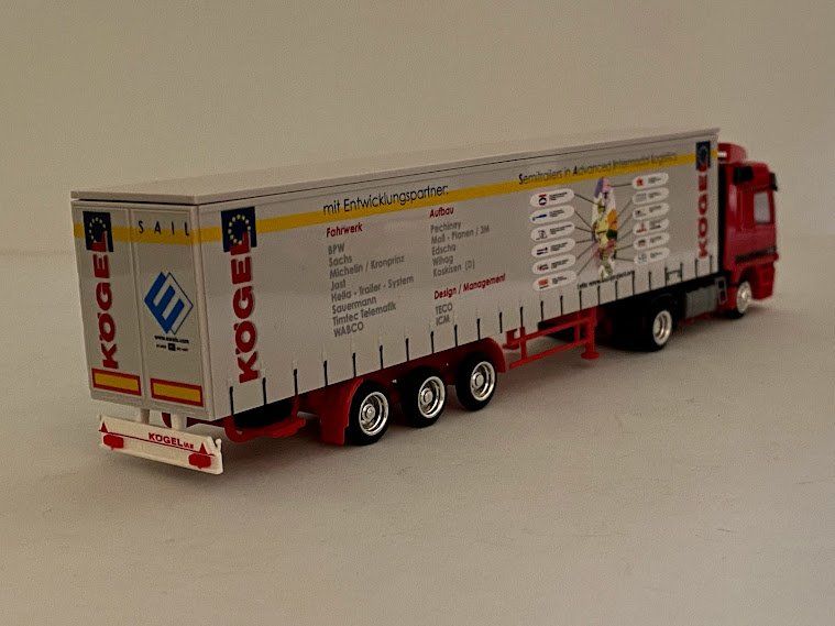 Ewals SAIL Project 2002 - Semitrailer Advanced Intermodal Logistics AWM MB Actros 51947 achterzijde