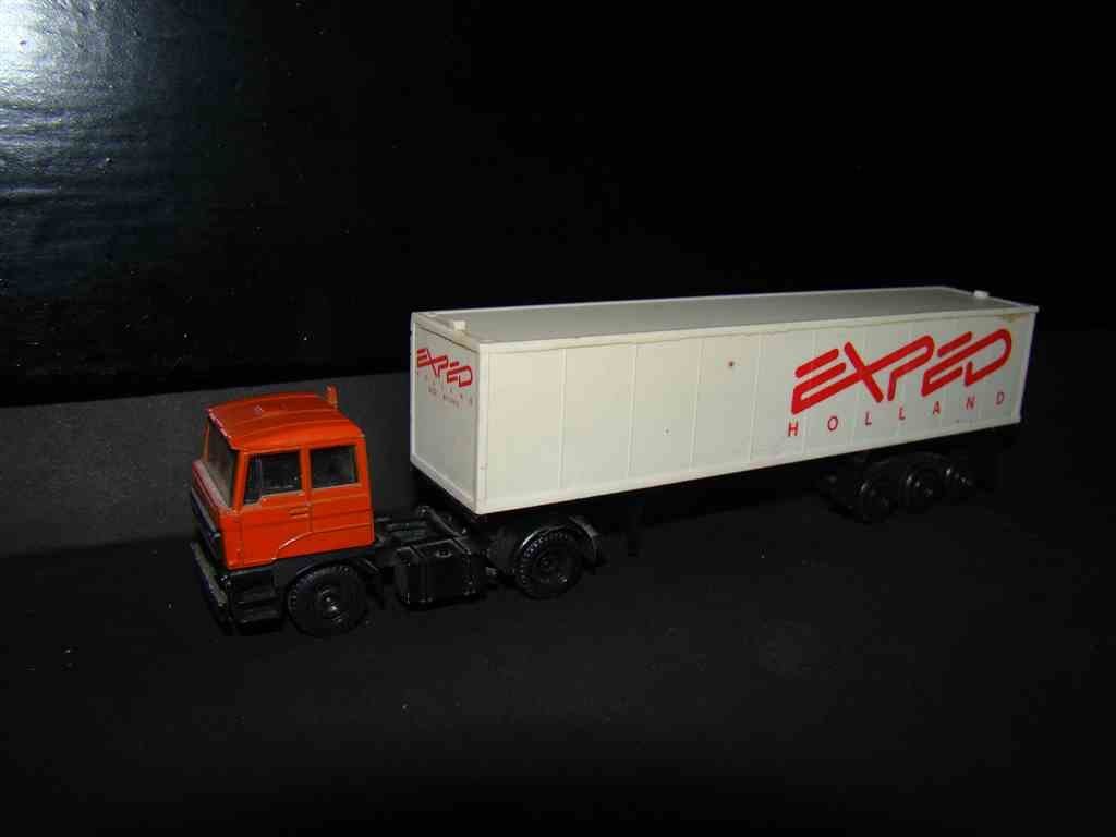 EXPED EFSI DAF 3300 Voorzijde Trailer bedrukt