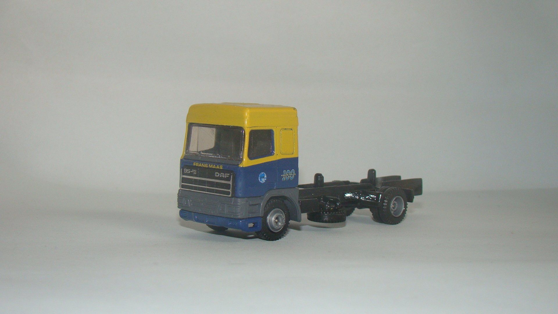 Frans Maas 100 Jaar EFSI DAF 95 2-assige MW