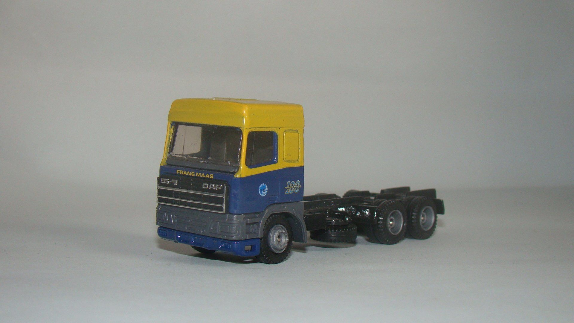 Frans Maas 100 Jaar EFSI DAF 95 3-assige MW