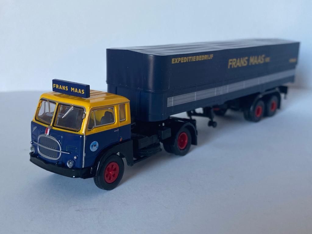 Frans Maas Brekina 58604  Fiat 642 basis in Trekker oplegger ombouw