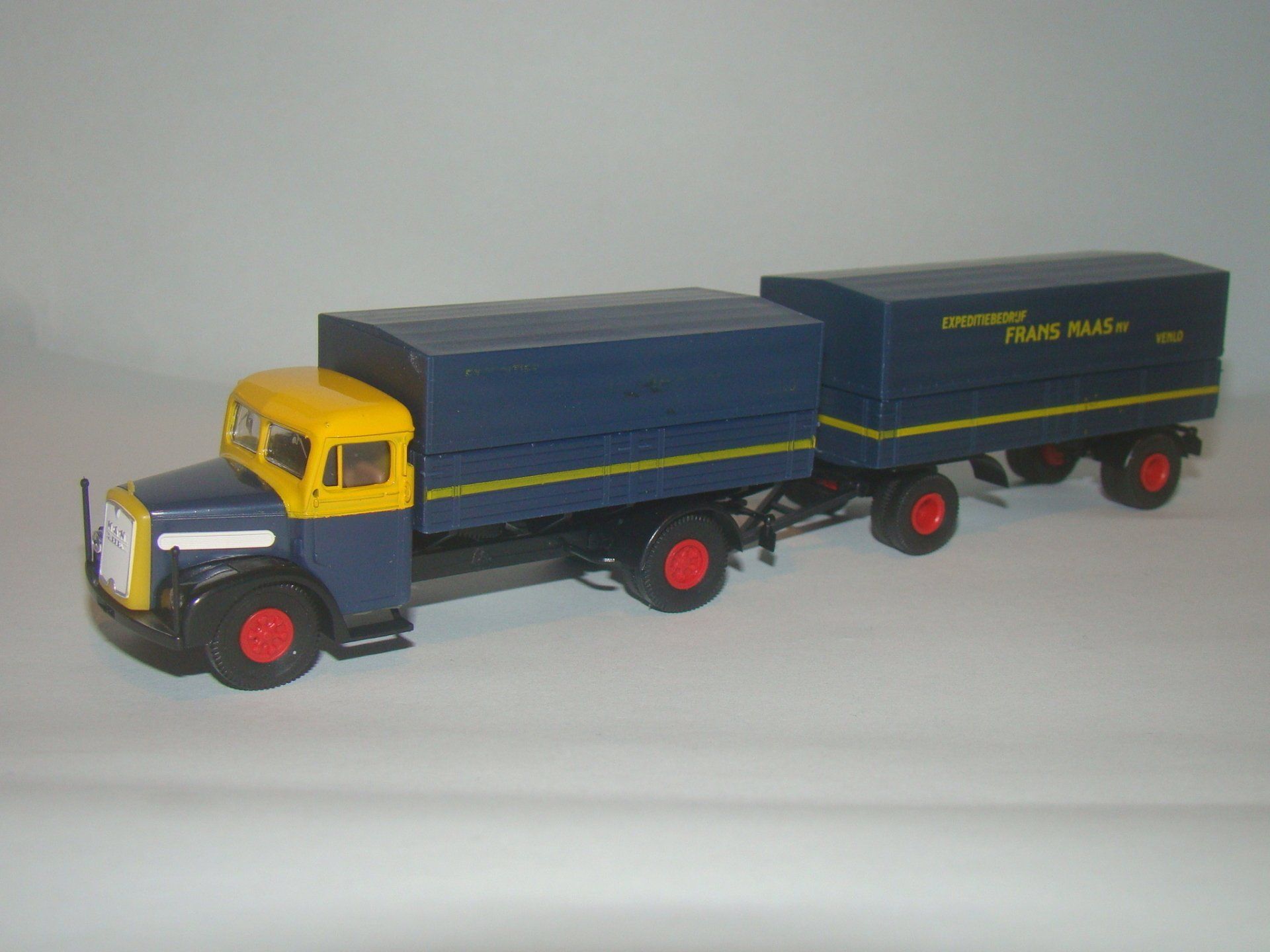 Frans Maas Brekina 7230 MAN F8