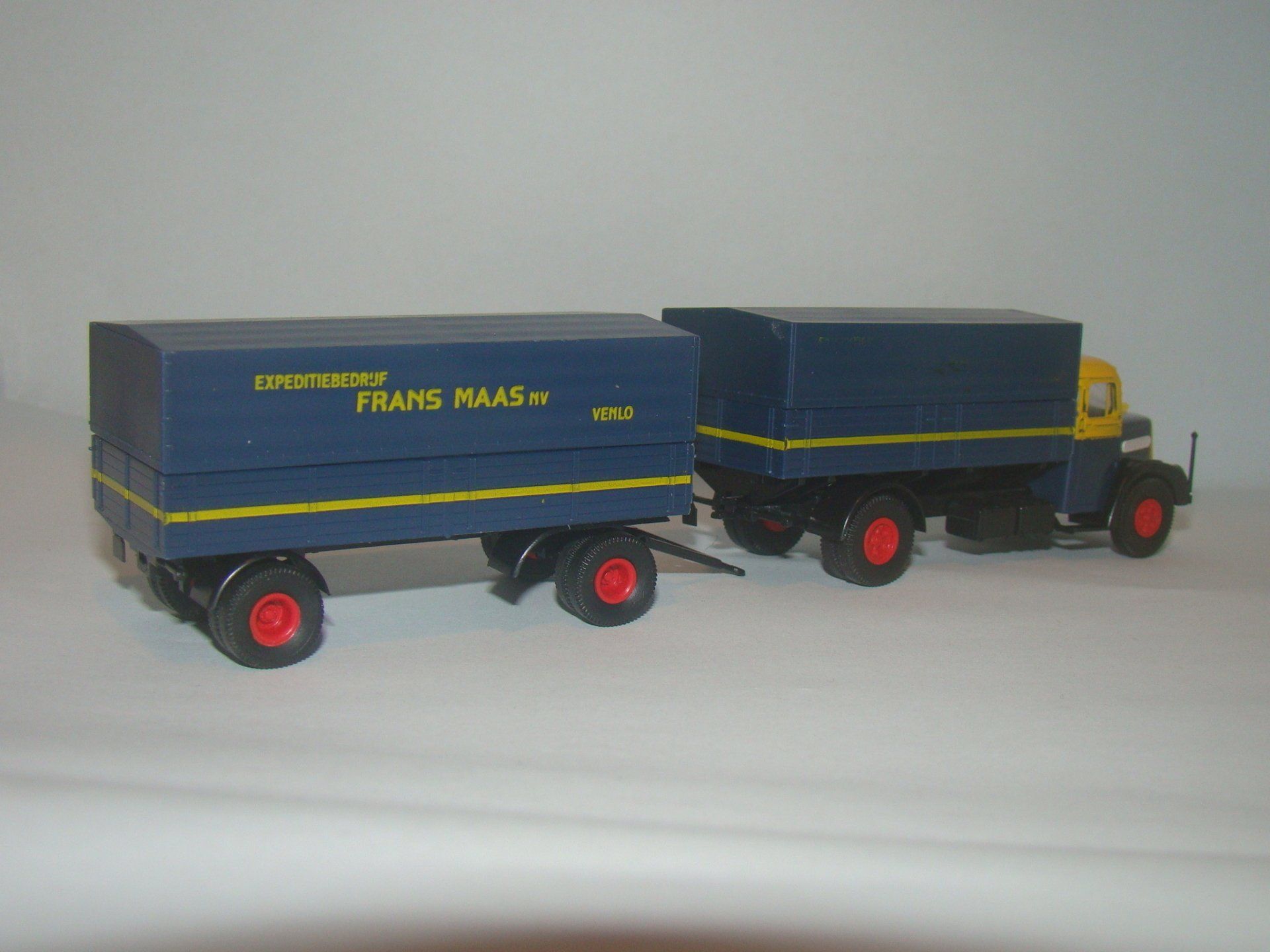 Frans Maas Brekina 7230 MAN F8