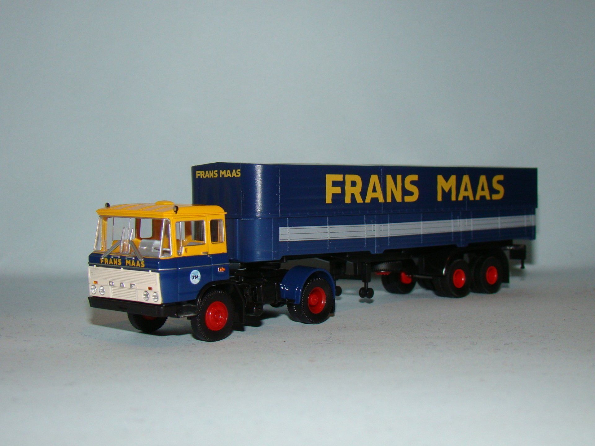 Frans Maas Brekina 85235 DAF FT 2600