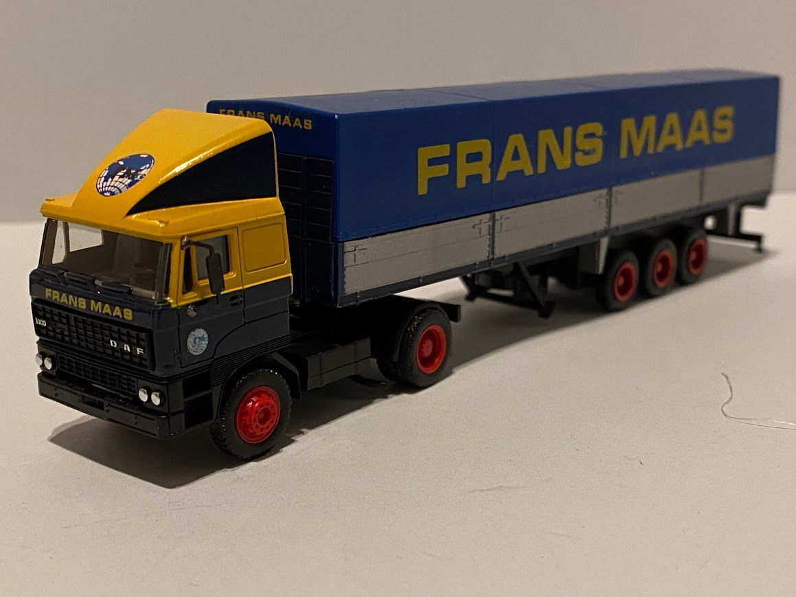 Frans Maas Daf 2800 Herpa eigenbouw voorzijde