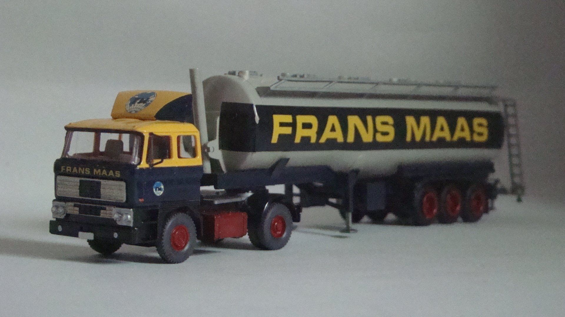 Frans Maas Wiking DAF 3300 Silo oplegger eigenbouw