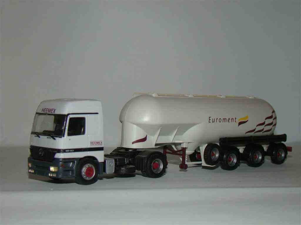 Heemex - Euroment Herpa MB Actros  Rode  achterzijde Trailer - Rode Bumper
