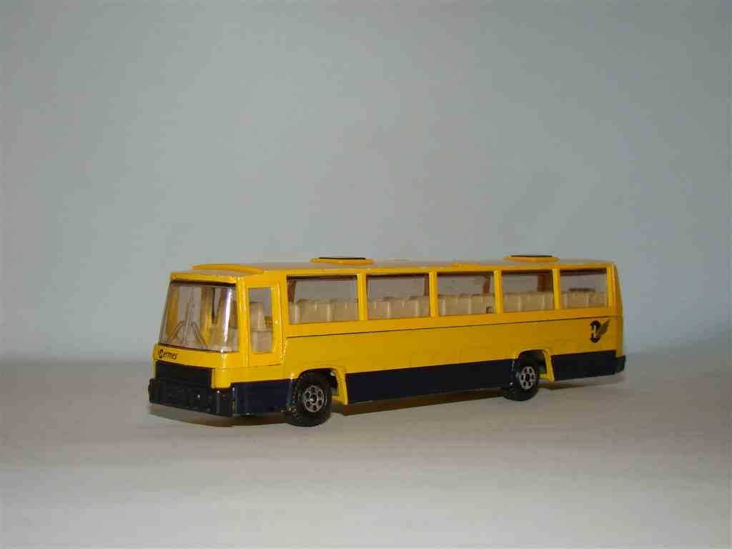 Hermes EFSI Bemuda-Jockheere donker blauw witte ramen wit interieur