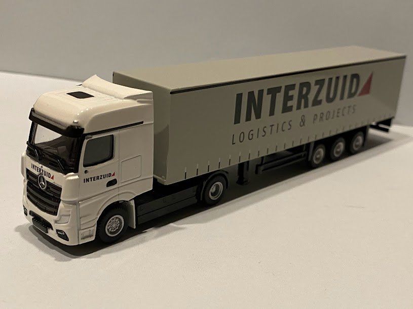 Interzuid B.V. Tematoys 08-1208 MB Actros mp4 Big Space 4x2 voorzijde