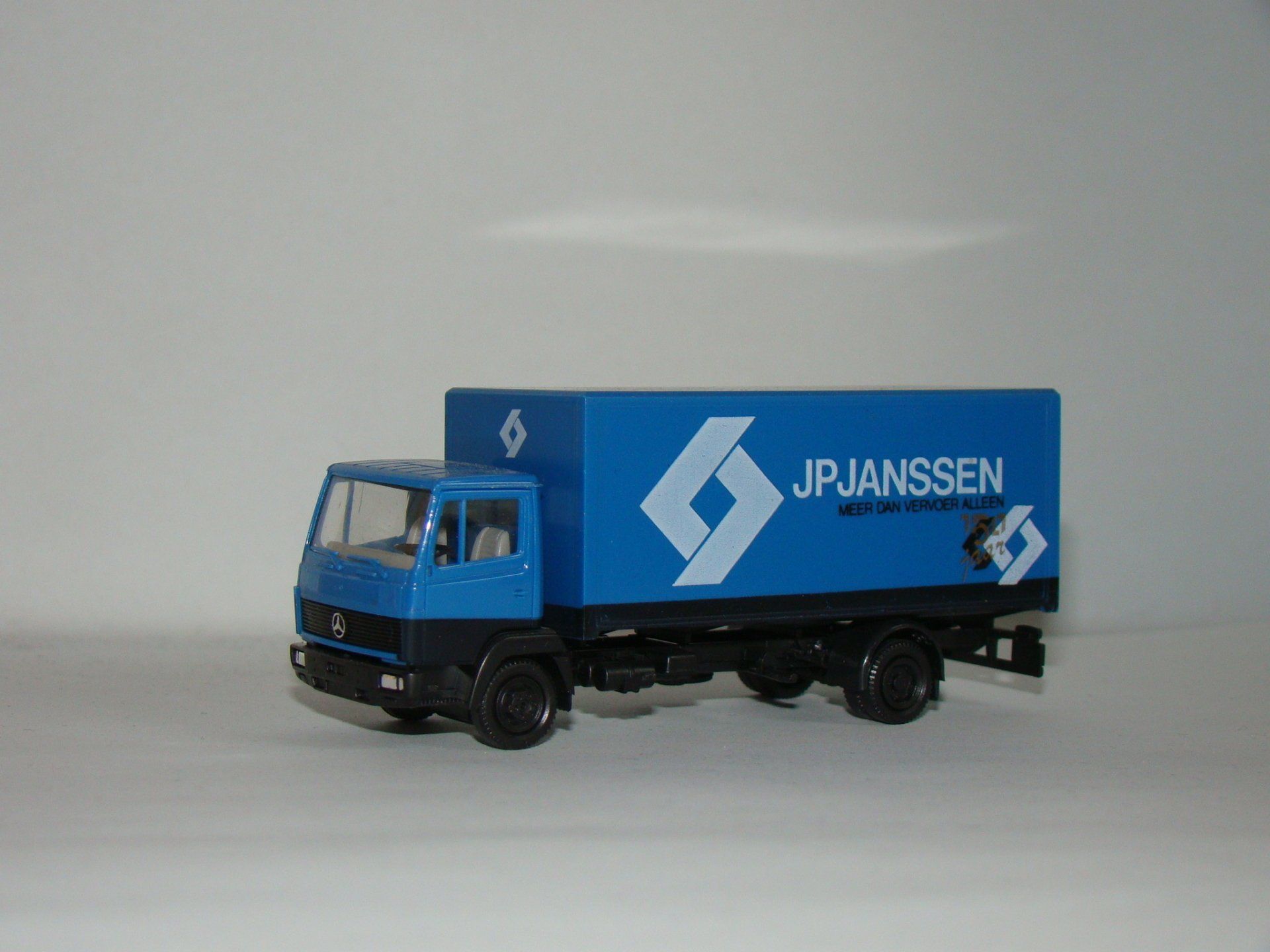 JP Janssen 150 jarige bestaan Herpa 828005 MB LP814 Motorwagen