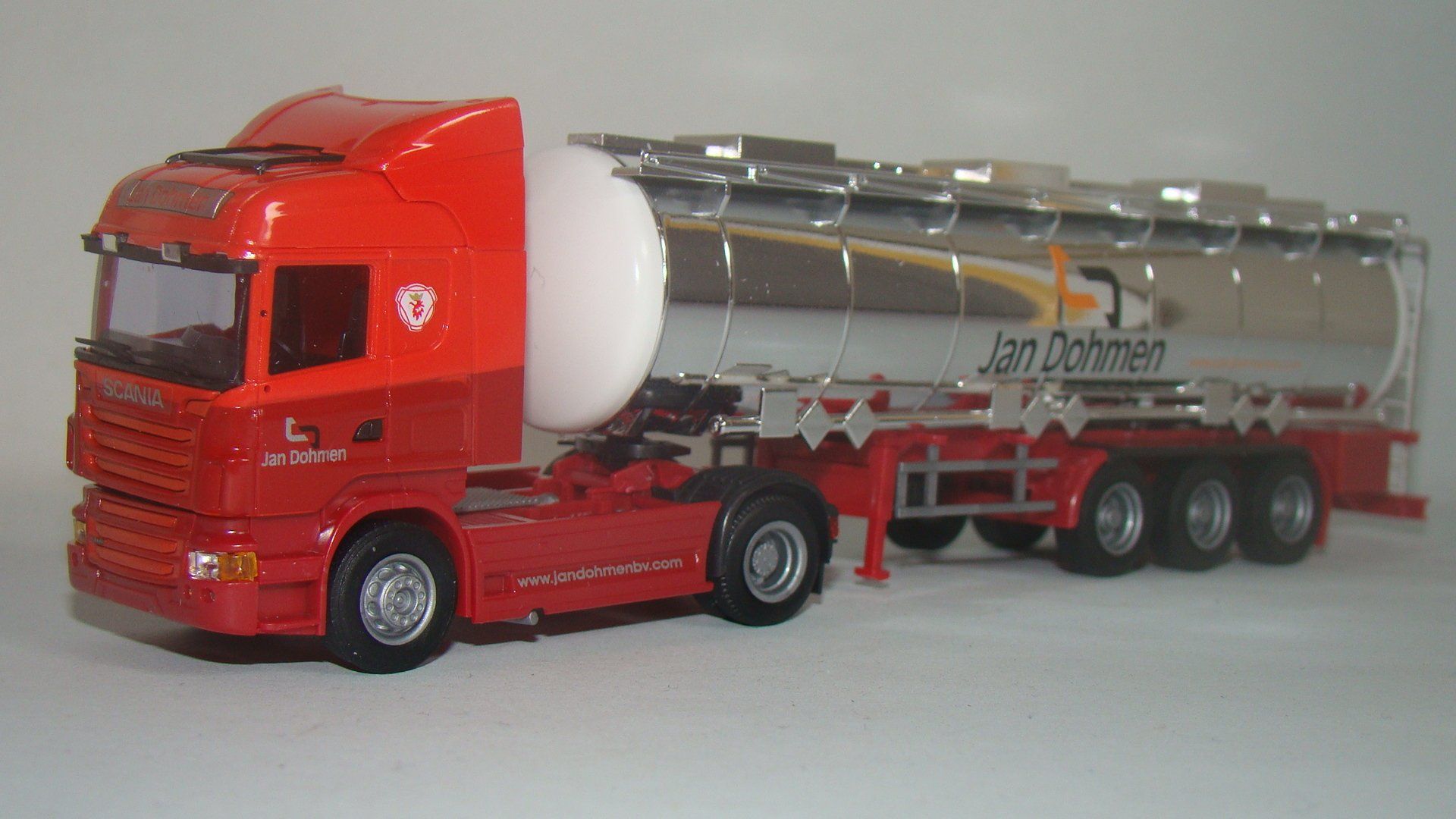 Jan Dohmen AWM-AMW 75955 Scania 09 Highline & Tanktrailer