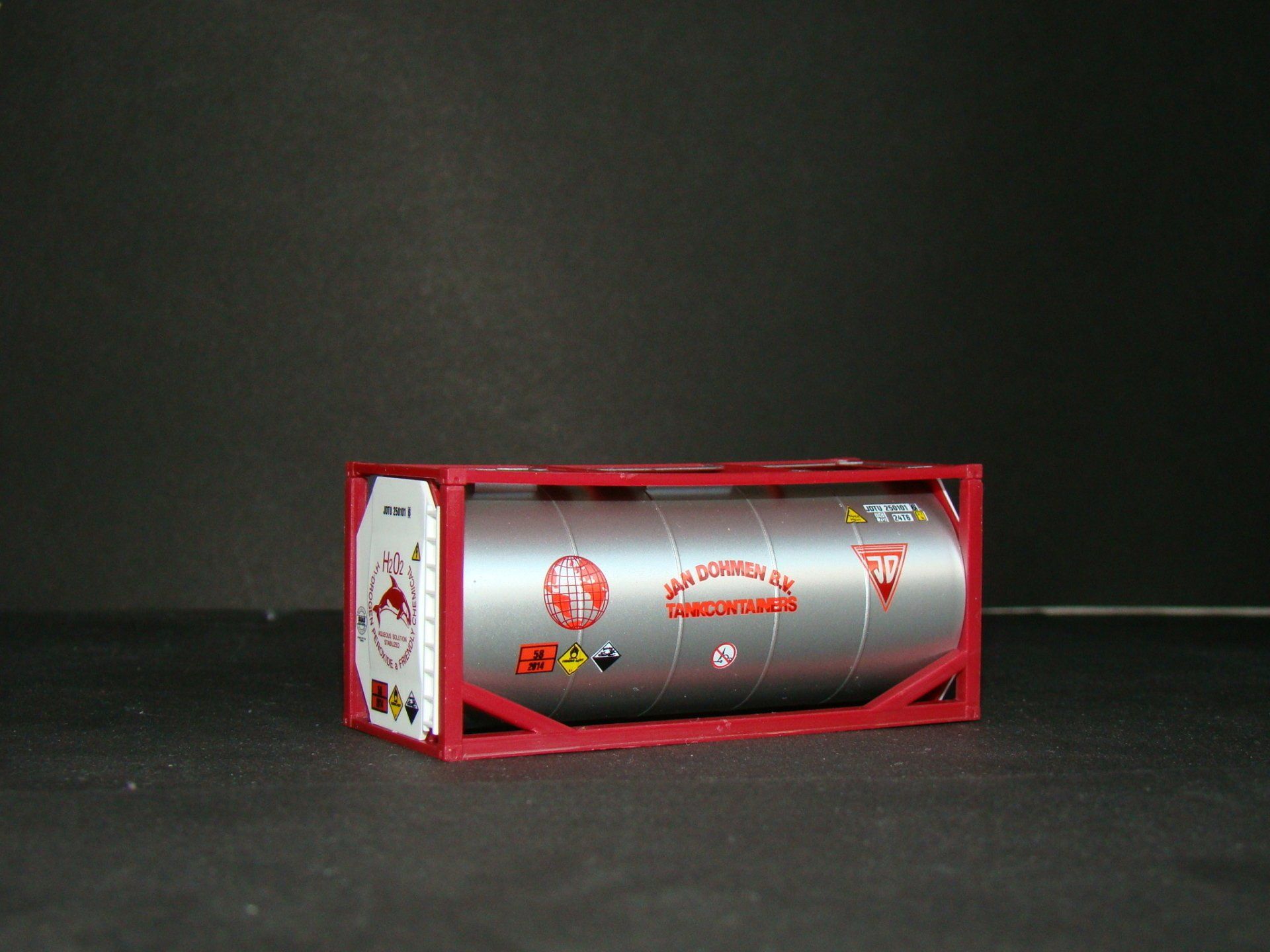 Jan Dohmen AWM-AMW Tankcontainer