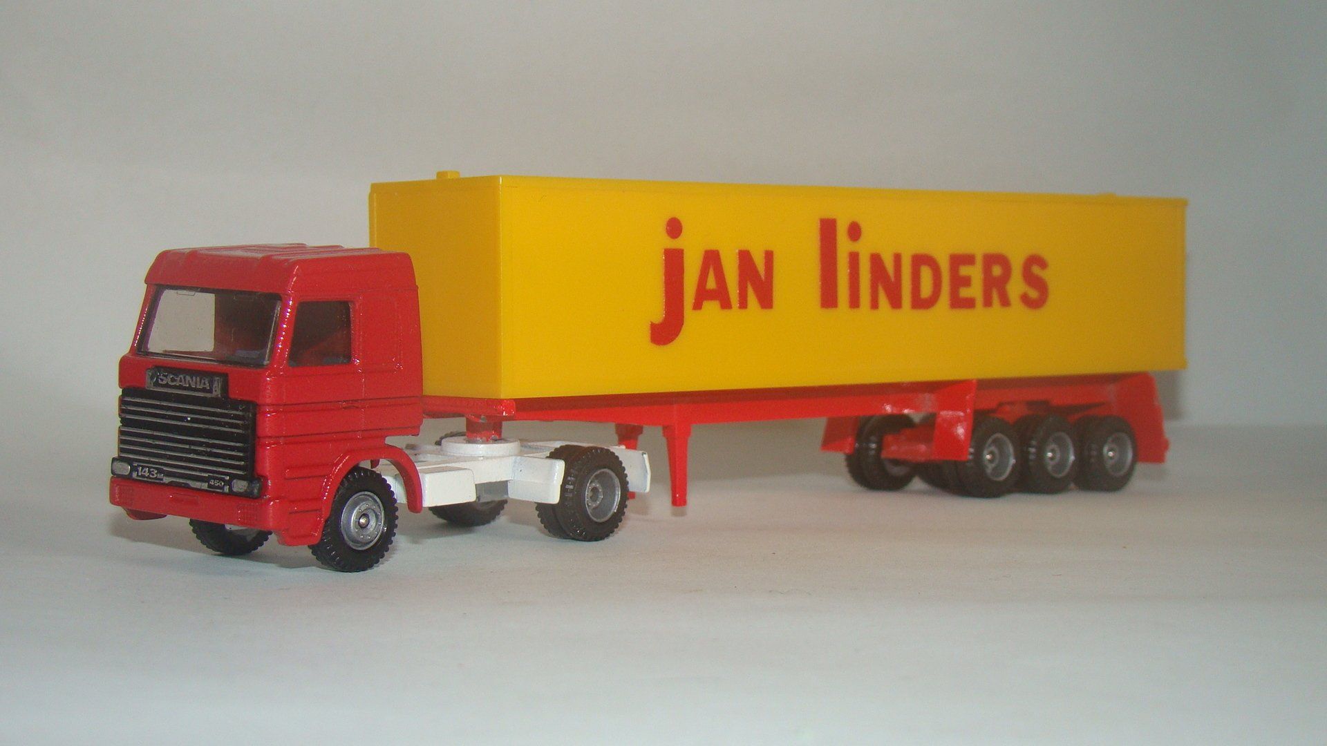 Jan Linders EFSI Scania 113M