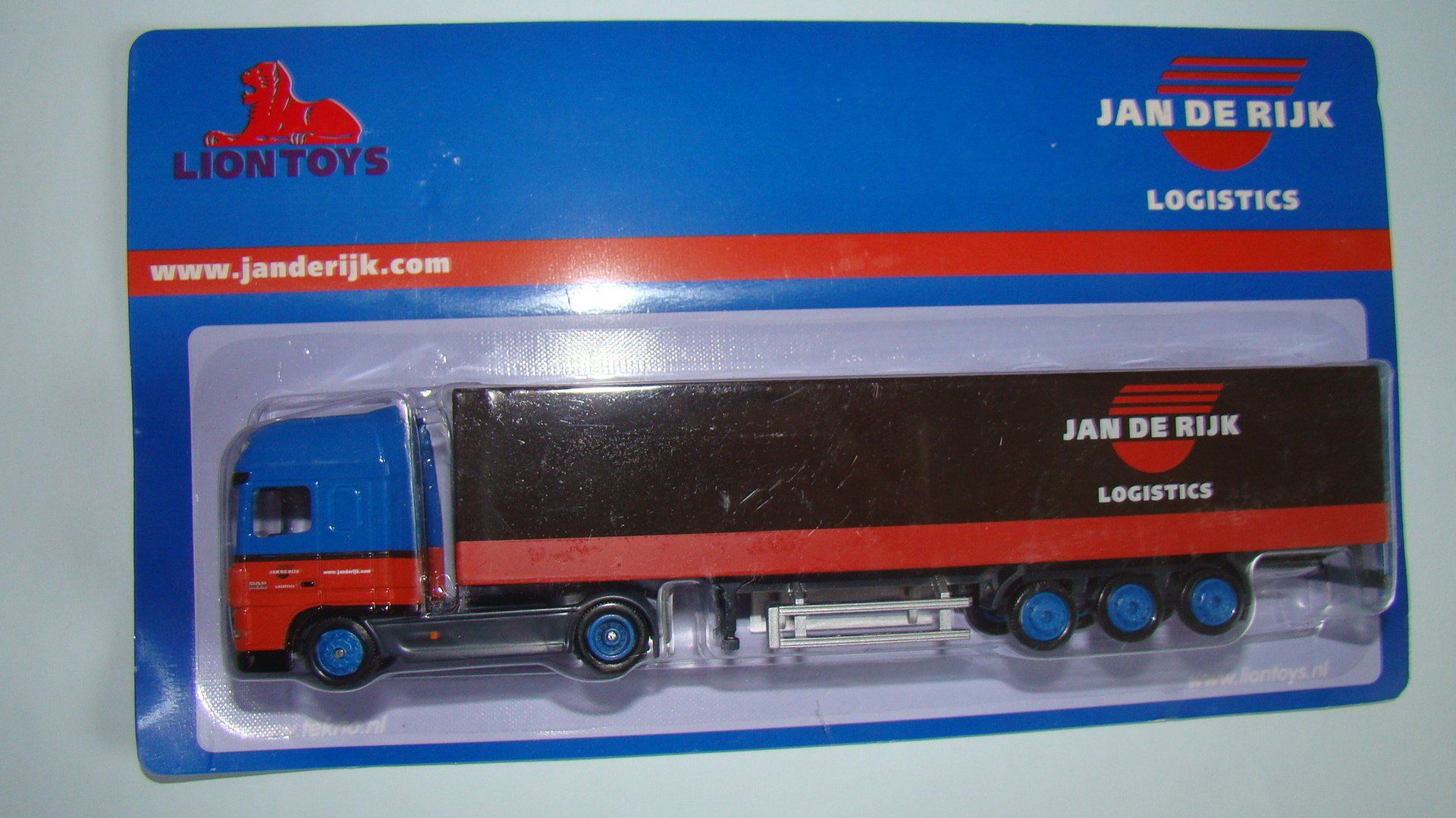 Jan de Rijk Lion Toys DAF XF SSC Boxtrailer