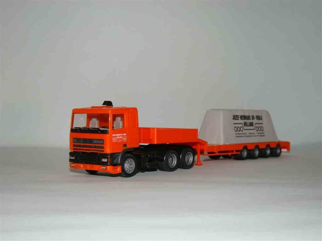 Jozef Hermans zonder cabineopdruk voorzijde Herpa/Scale Promotions 300002 DAF 95