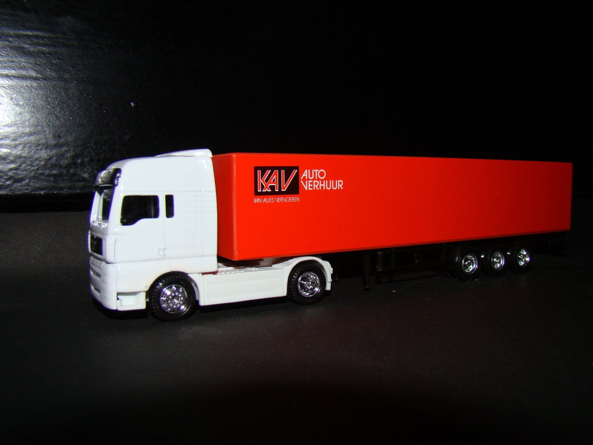 KAV Autoverhuur MAN TGA Made in China