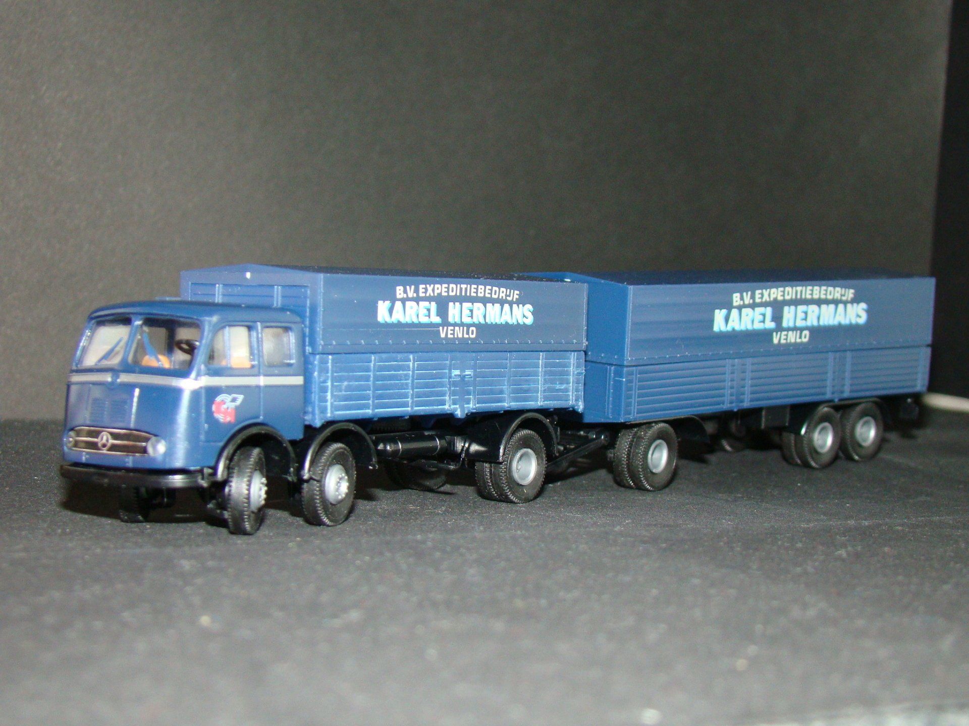 Karel Hermans Brekina 7624 MB LP333 ombouw 3 asser stuurbaar