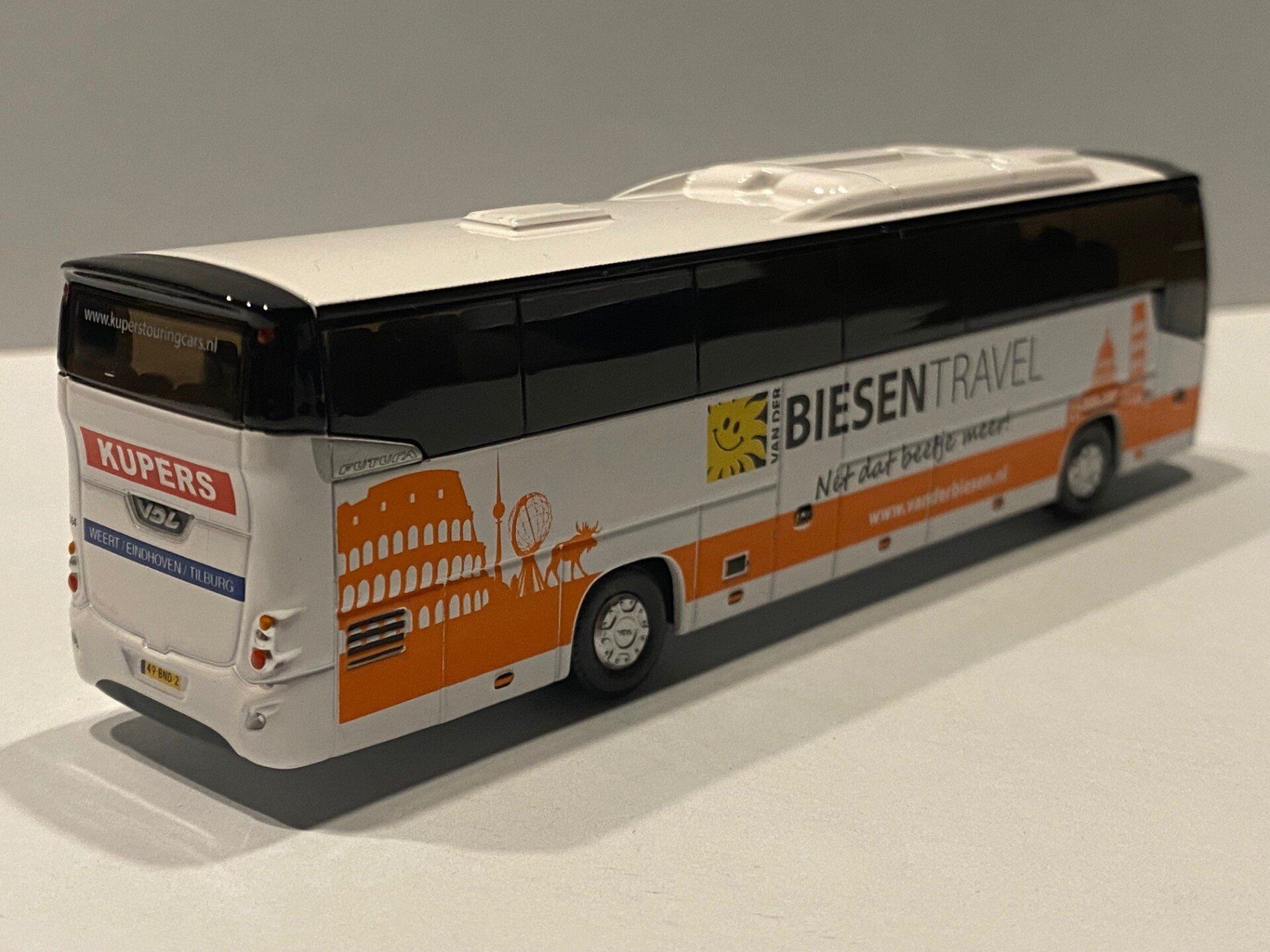 Kupers Biesen Travel HollandOTO  8-1399-VDL Futura achterrzijde