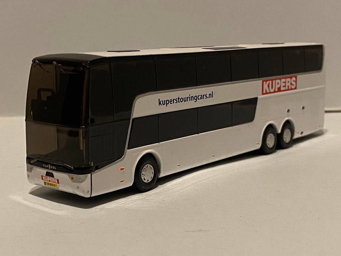 Kupers HollandOTO van Hool dubbeldekker voorzijde