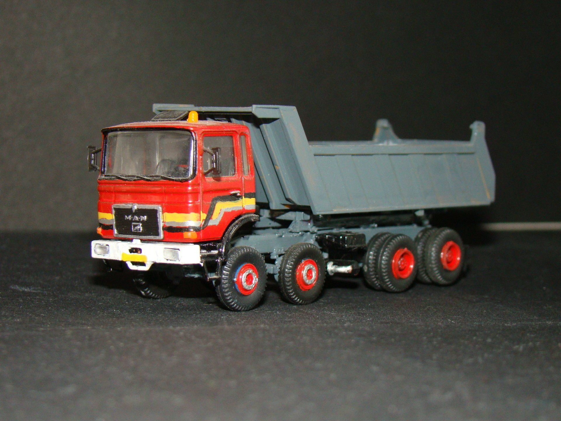 Kuypers Kessel Herpa MAN Eigenbouw