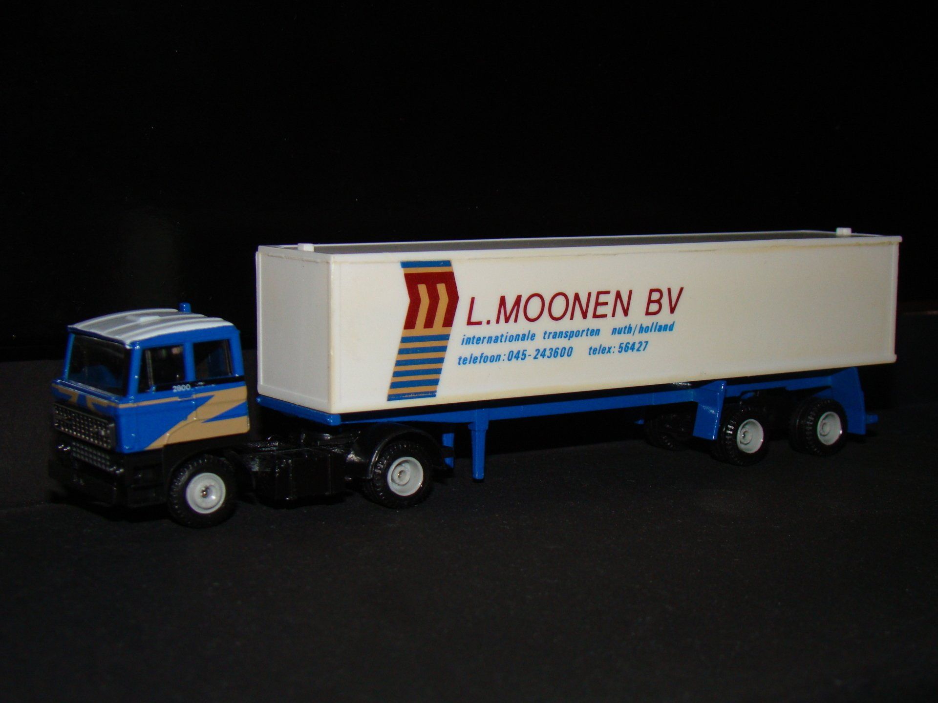 L. Moonen EFSI DAF 3300 2-asser trailer