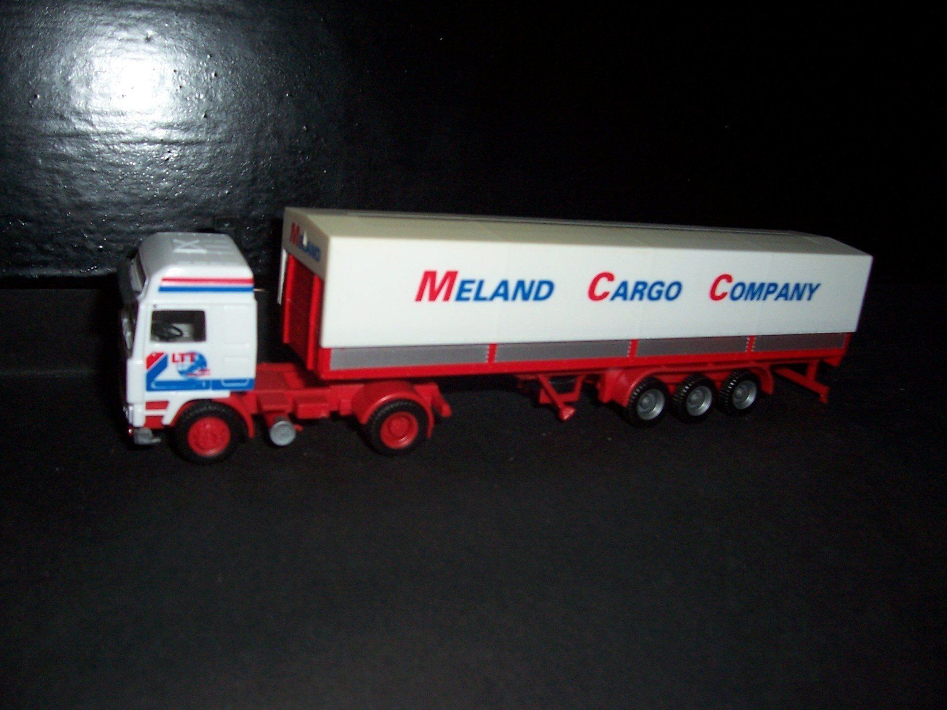 LTT Weert Herpa 901206 Volvo F12 Globetrotter Trailer MCC