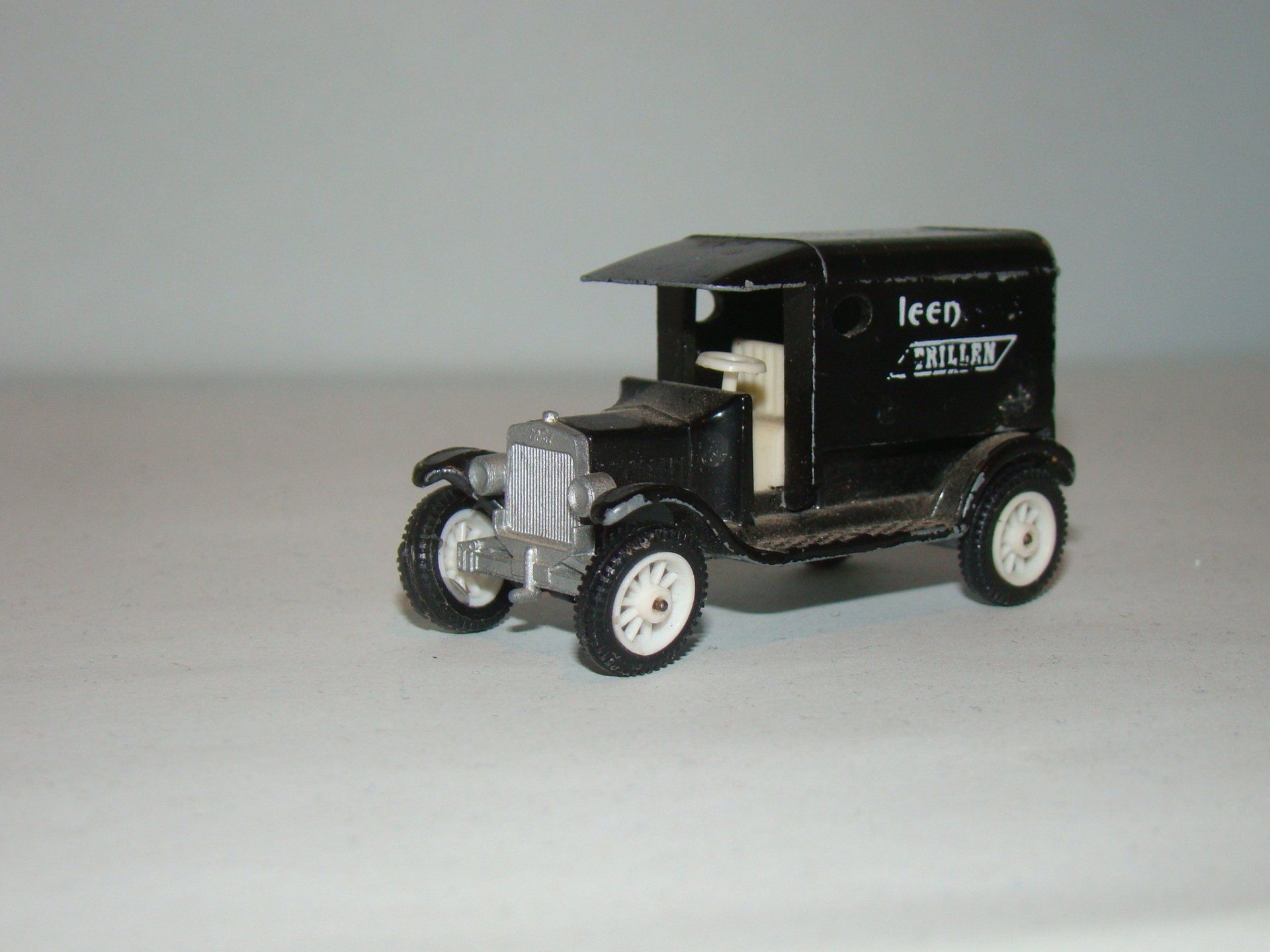 Leenarts Brillen & Opticien EFSI T-Ford 1918 Zwart