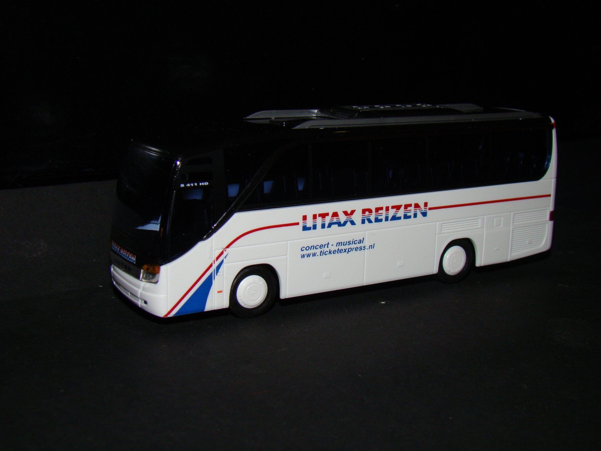 Litax