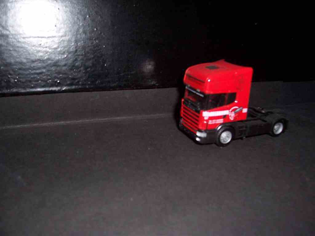 Luthart Modelbouw Herpa 910003 Scania 144L530