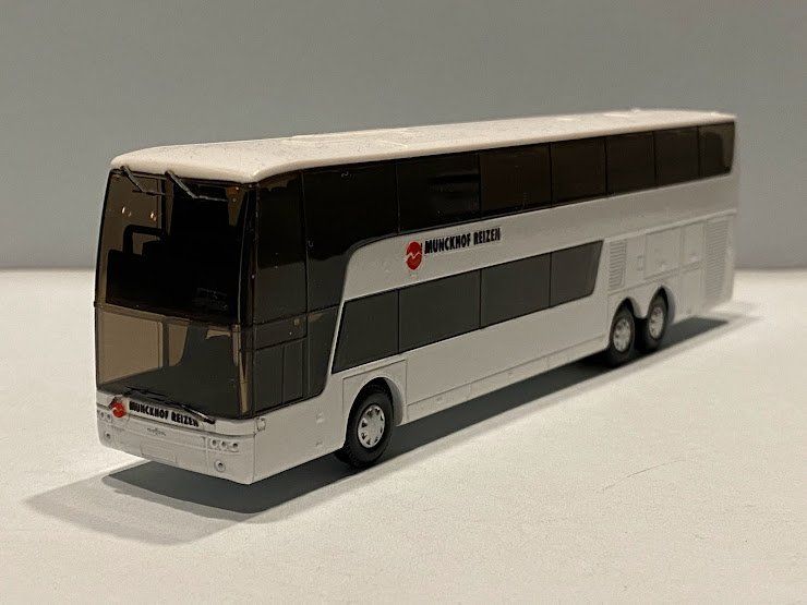 Munckhof Hollandoto van Hool eigenbouw voorzijde