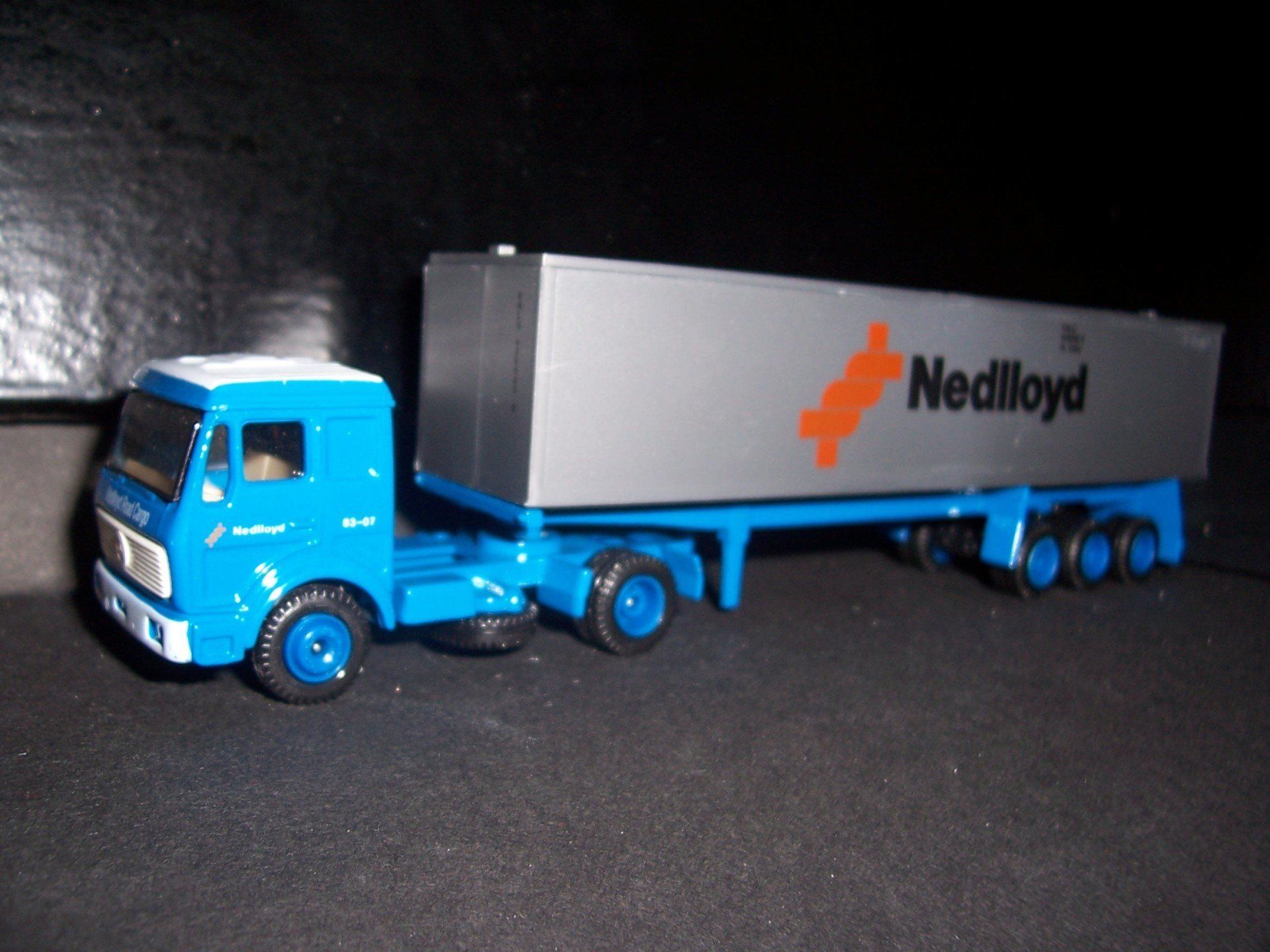 Nedlloyd EFSI MB Logo midden 3 asser Trailer