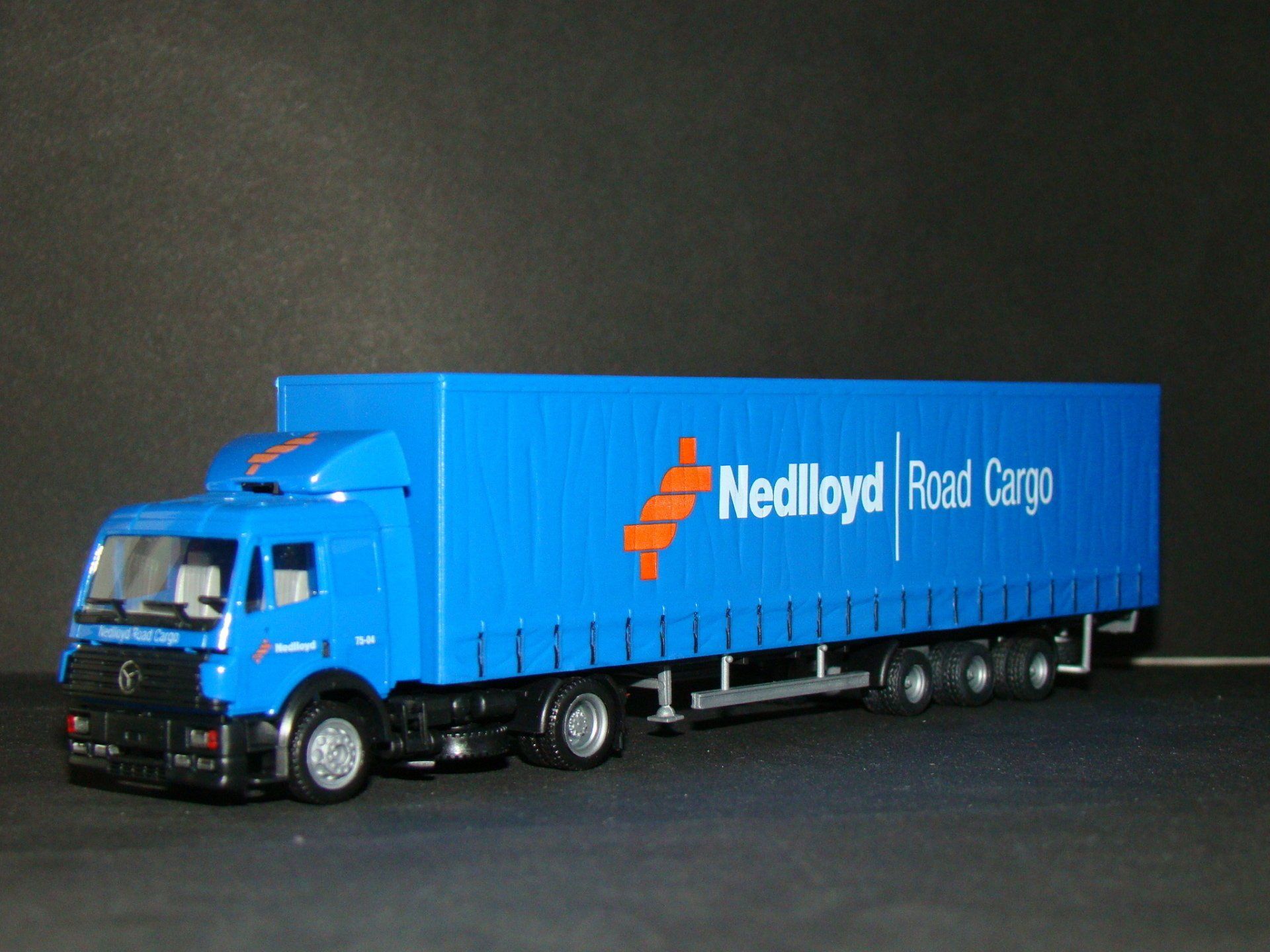 Nedlloyd Scale Promotions 100008 MB 1832 SK