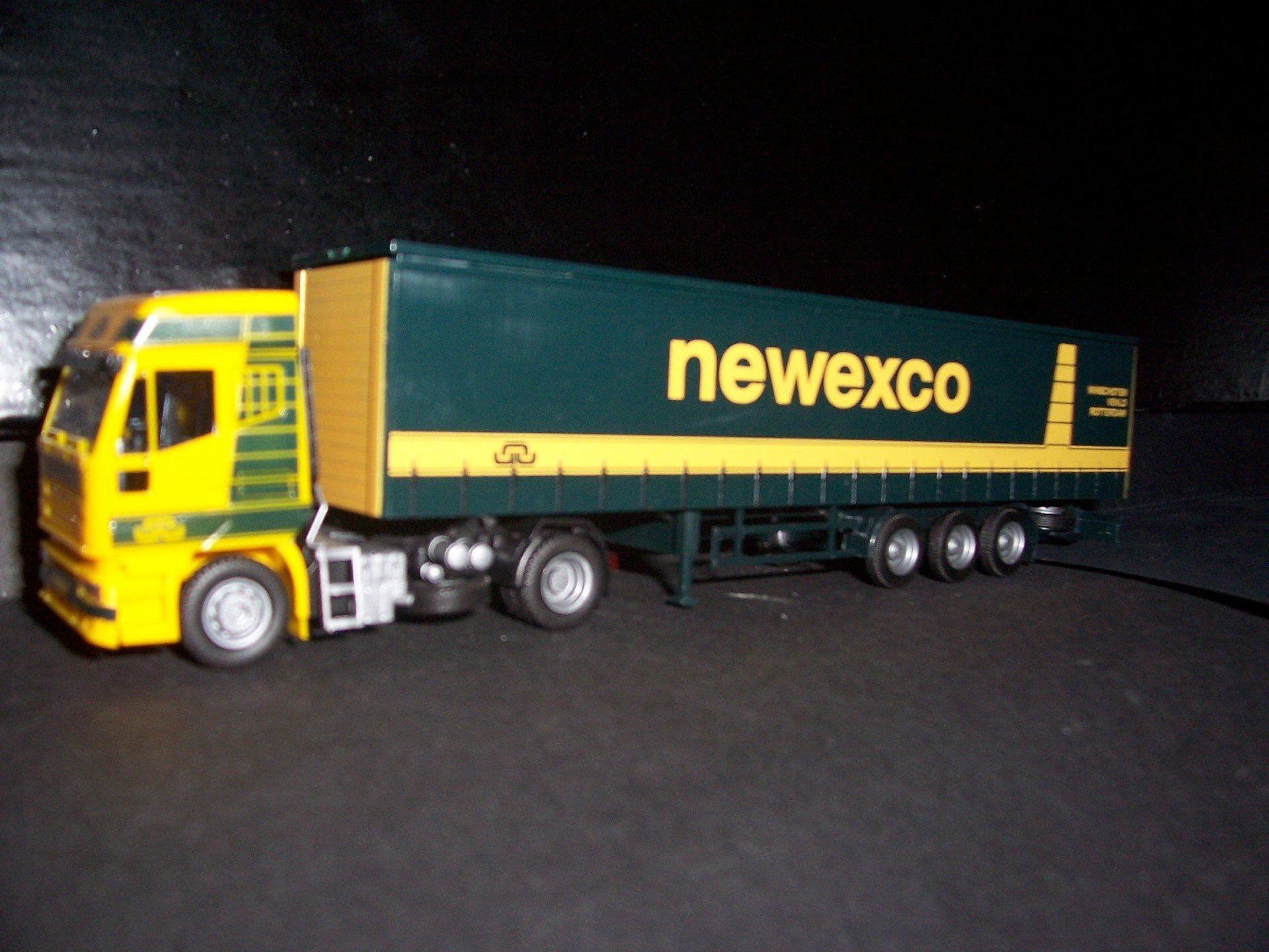 Newexco AWM-AMW 70617 Iveco Eurostar
