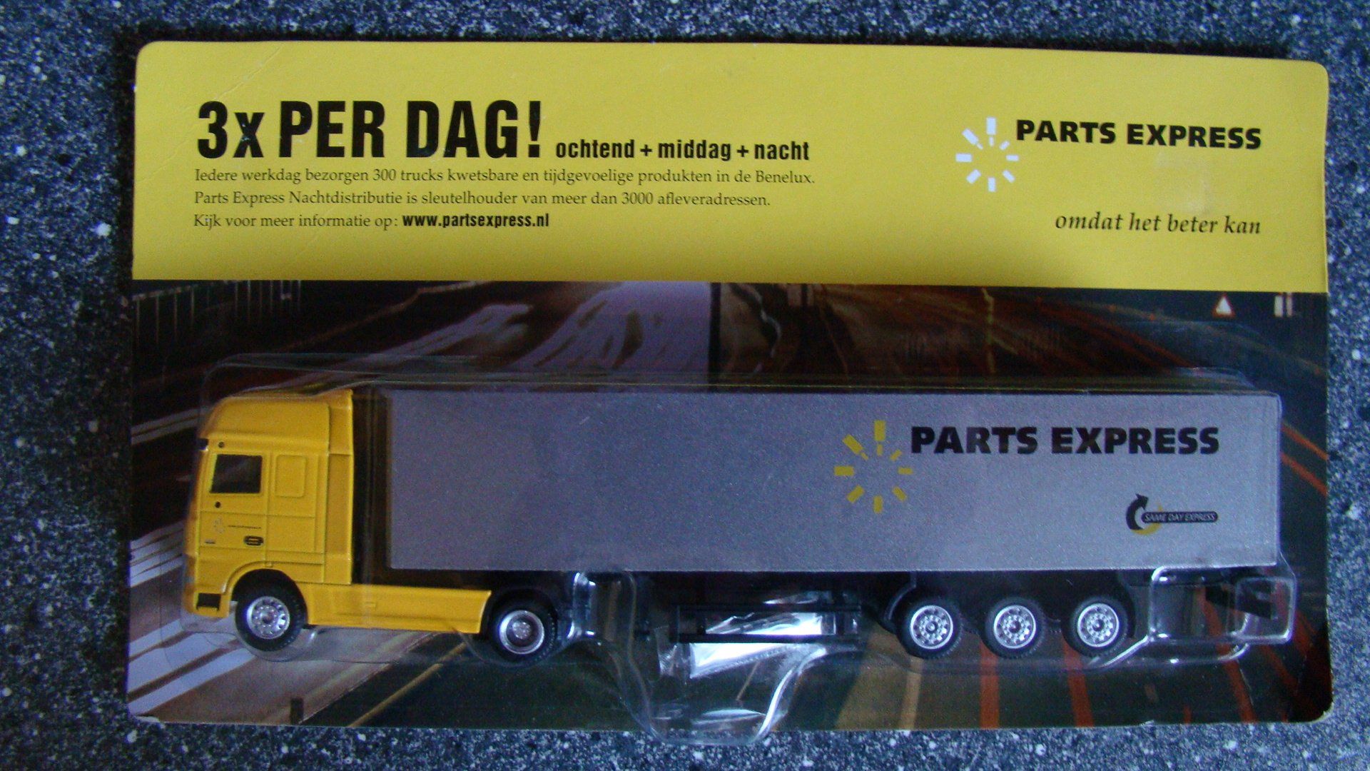 Parts Express Holland OTO DAF 105 SSC in Blister