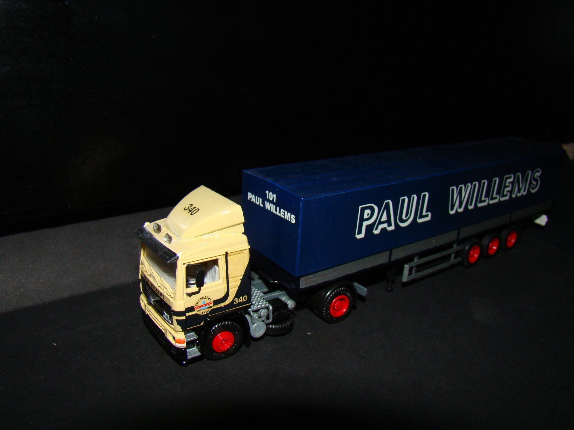 Paul Willems Herpa Volvo Eigenbouw