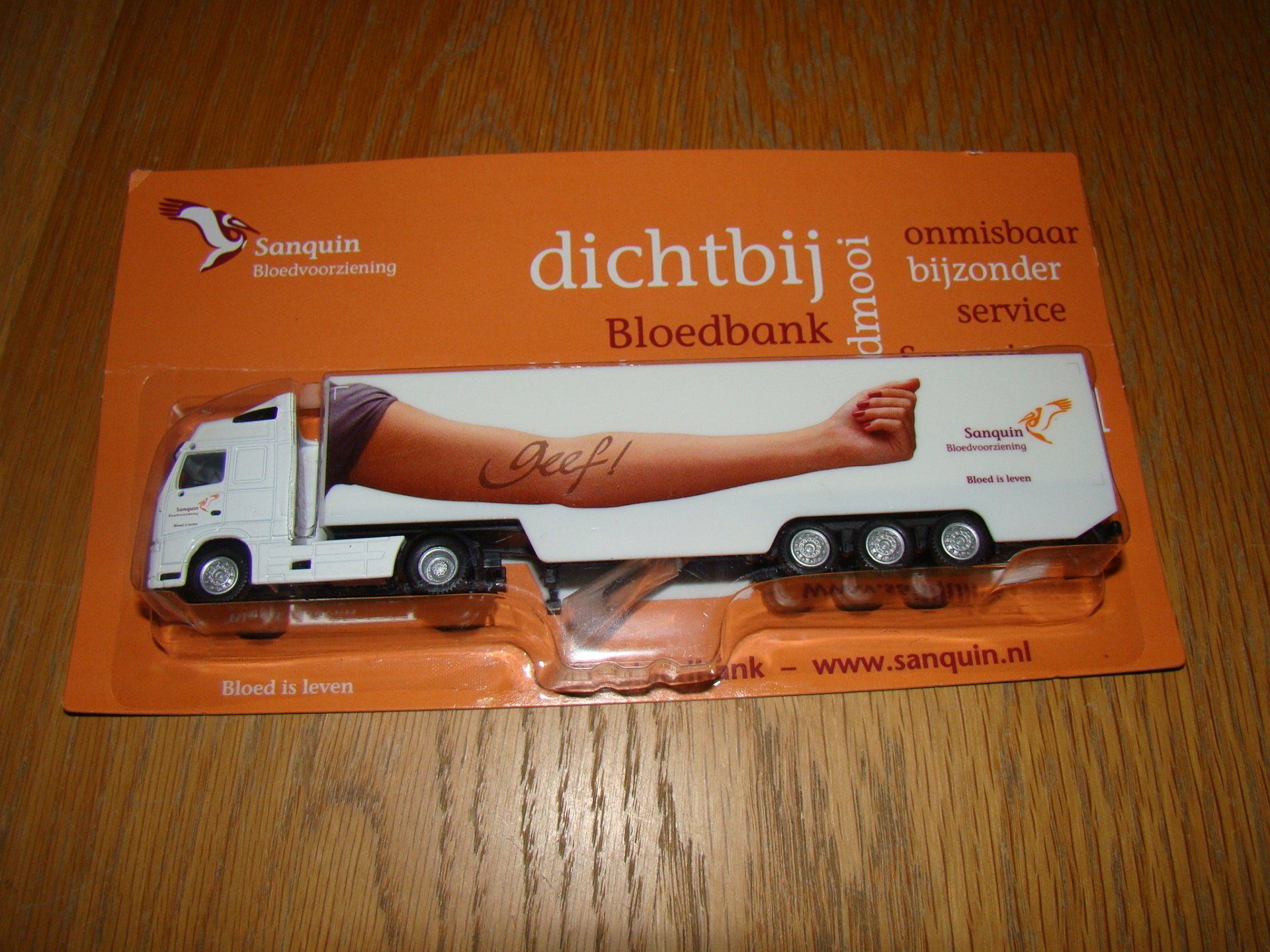 Sanquin Bloedbank Promotoys Nr.  Volvo FH 