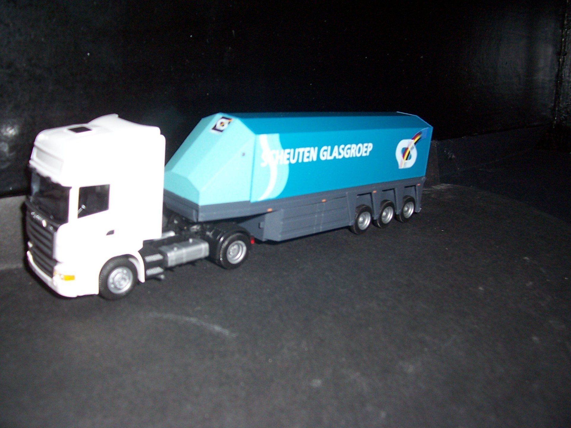 Scheuten Glasgroep AMW-AWM SPI 10073 Scania R Serie