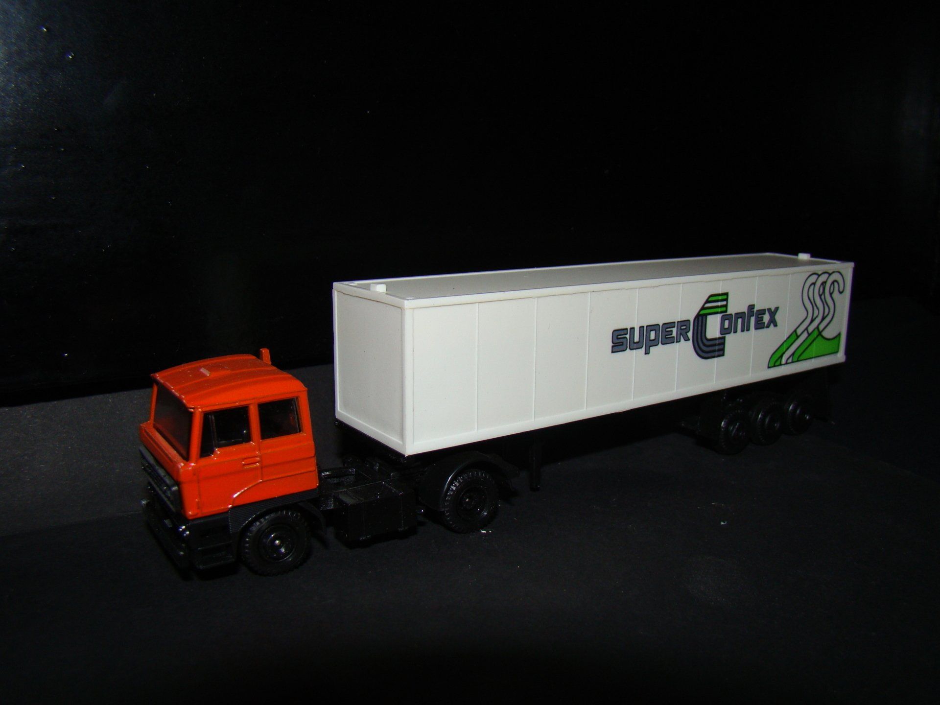 Superconfex EFSI DAF 3300