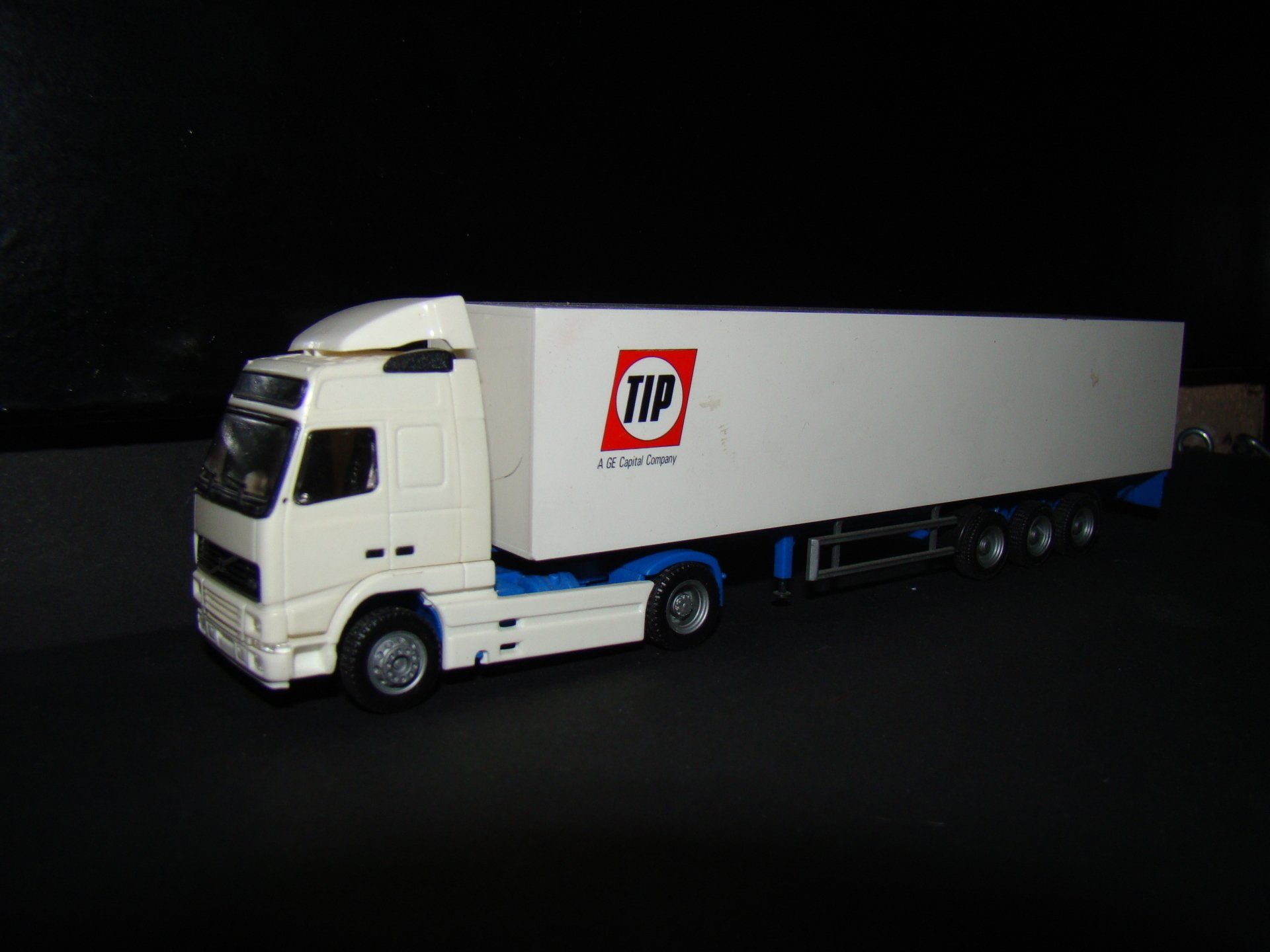 Tip Trailer Rental Herpa Volvo