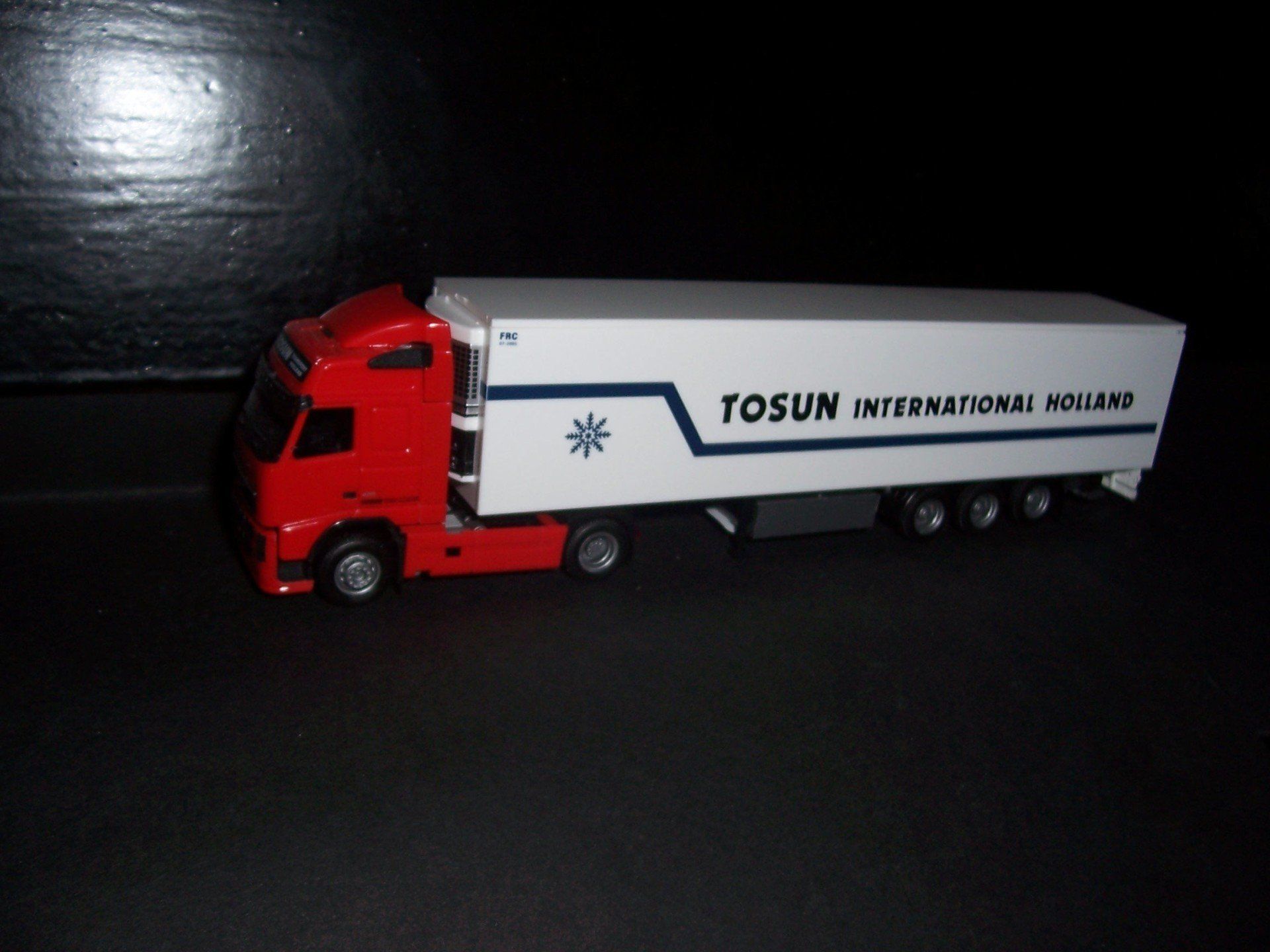 Tosun AMW-AWM 53027 Volvo FH