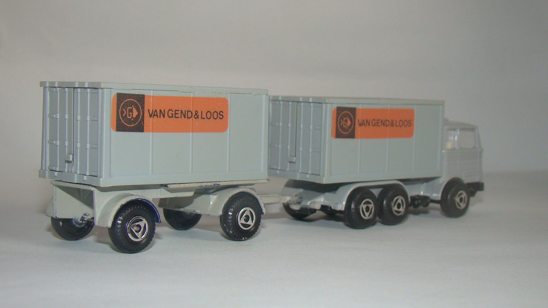 van Gend en Loos EFSI MB Combi Kasten opbouw achterzijde